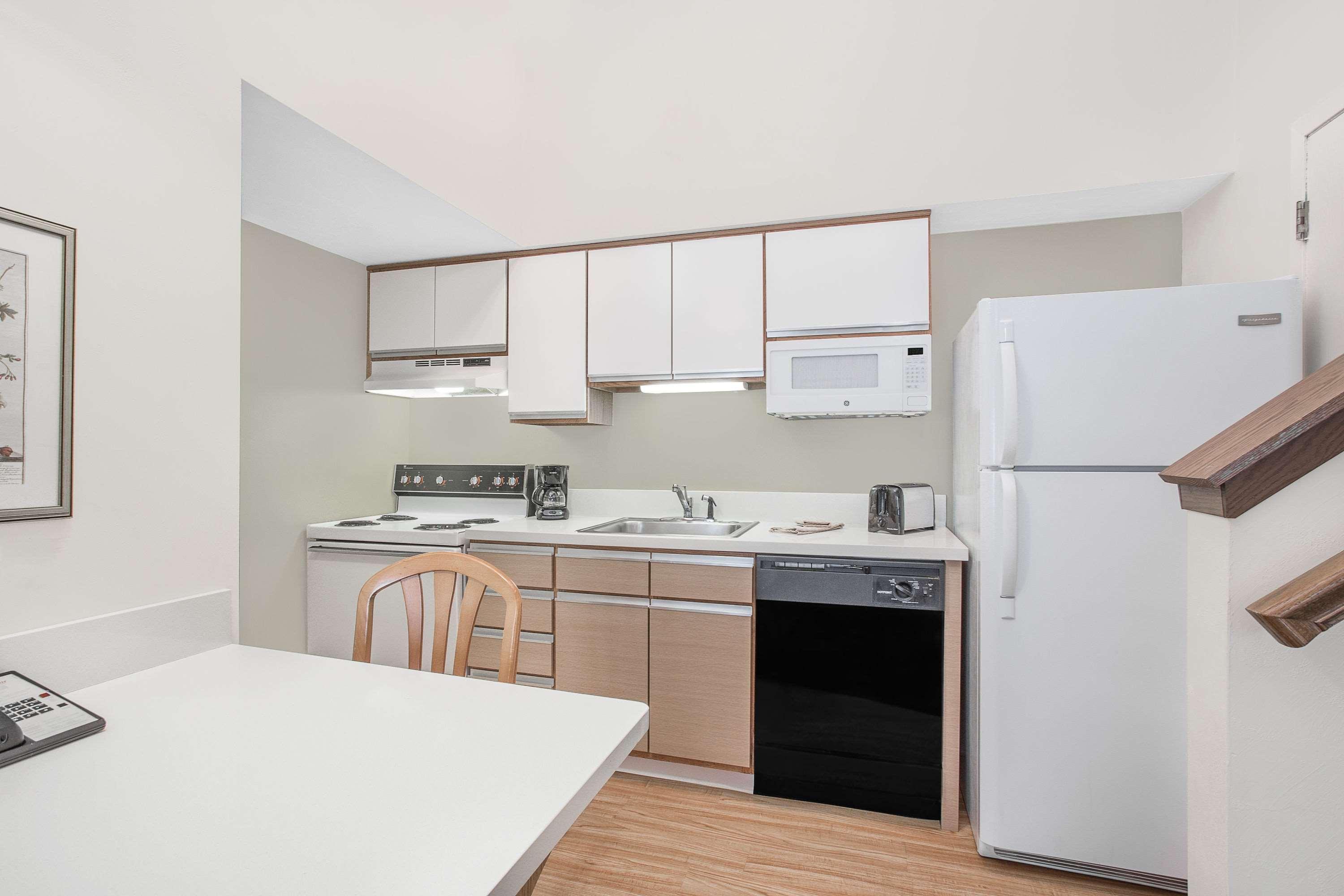 Hawthorn Extended Stay By Wyndham Green Bay Exterior foto