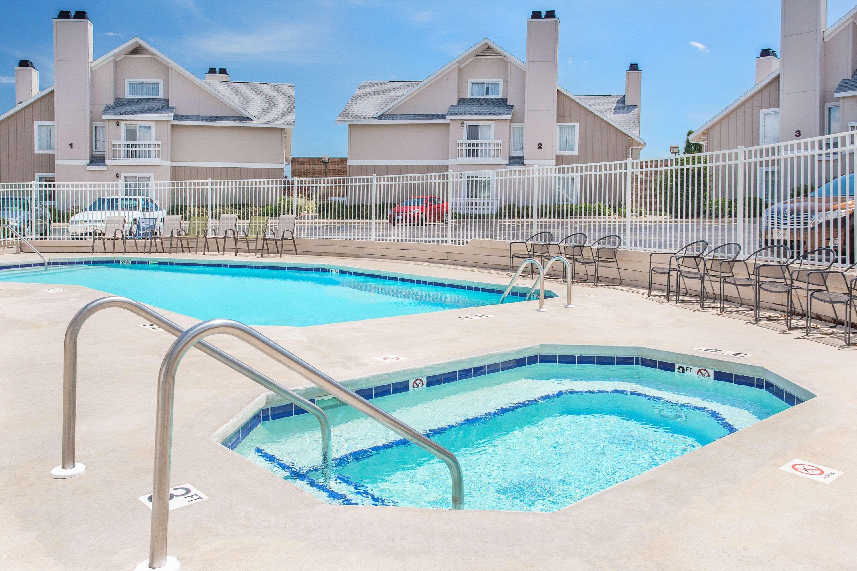 Hawthorn Extended Stay By Wyndham Green Bay Exterior foto